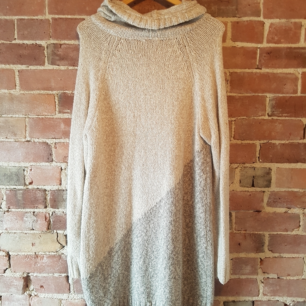 Tunic Sweater - Picture 2 of 5